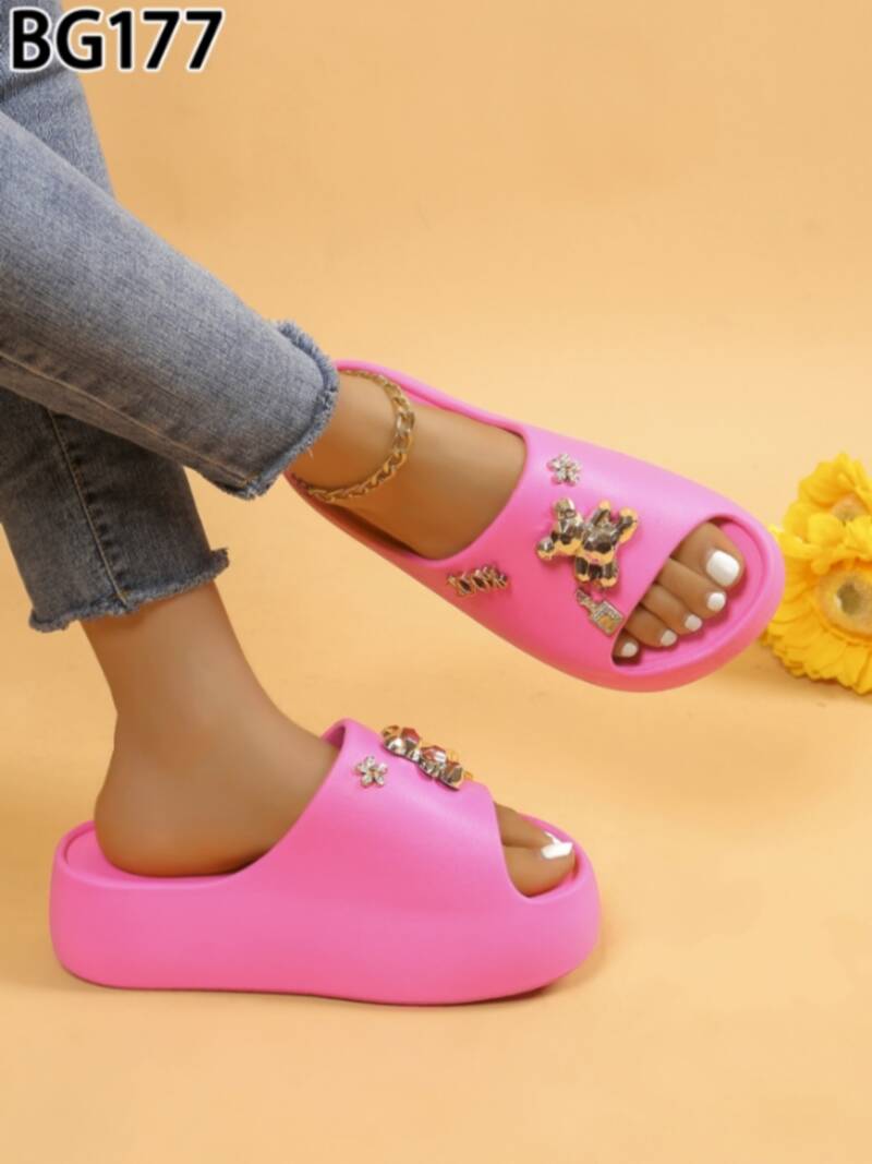 Klapki damskie Roz 36-41 / 12 par